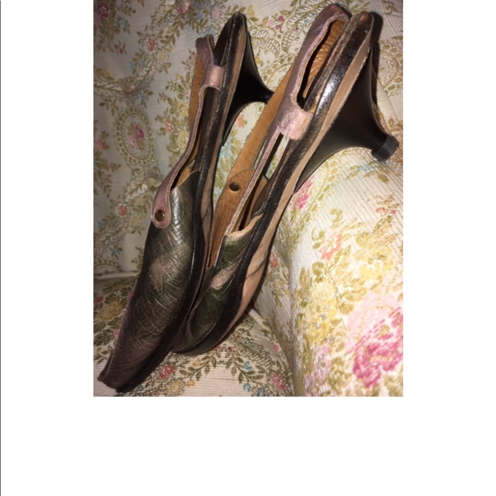 Cydwoq vintage shoes Kitten Heels